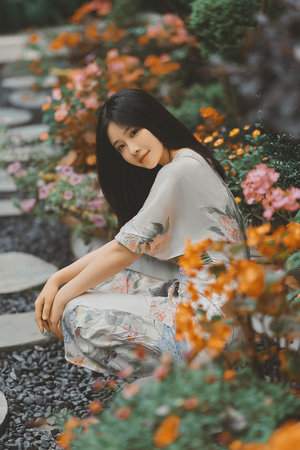 光头男洗逼逼后入长相清楚妹子